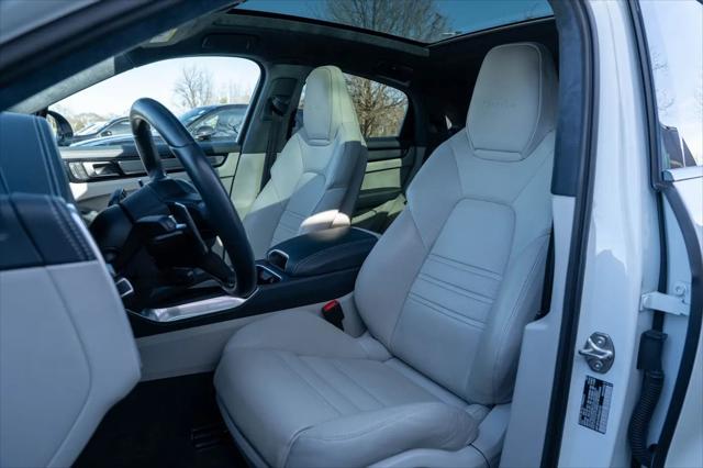 2023 Porsche Cayenne Turbo