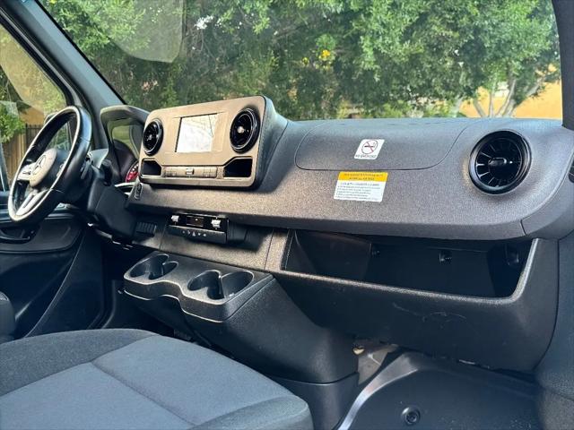 2022 Mercedes-Benz Sprinter 1500 Standard Roof I4