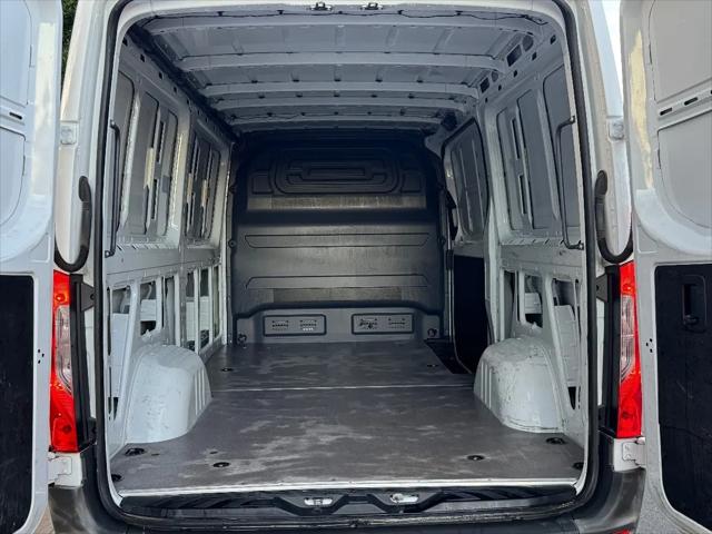 2022 Mercedes-Benz Sprinter 1500 Standard Roof I4