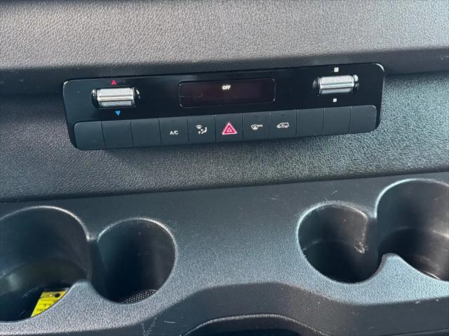 2022 Mercedes-Benz Sprinter 1500 Standard Roof I4