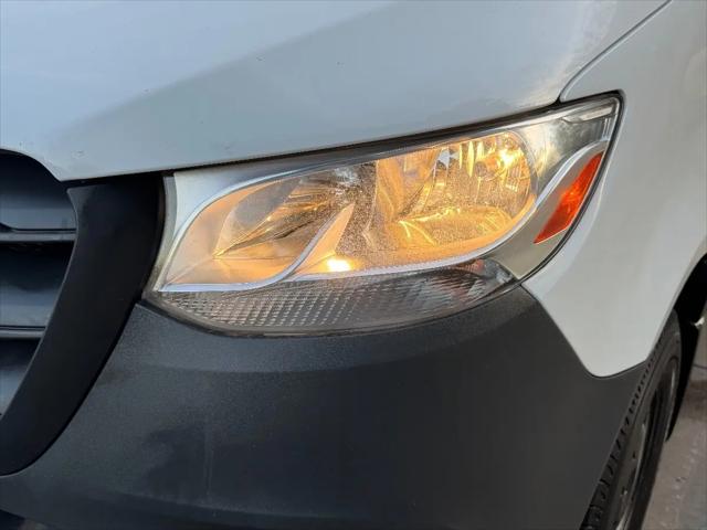 2022 Mercedes-Benz Sprinter 1500 Standard Roof I4