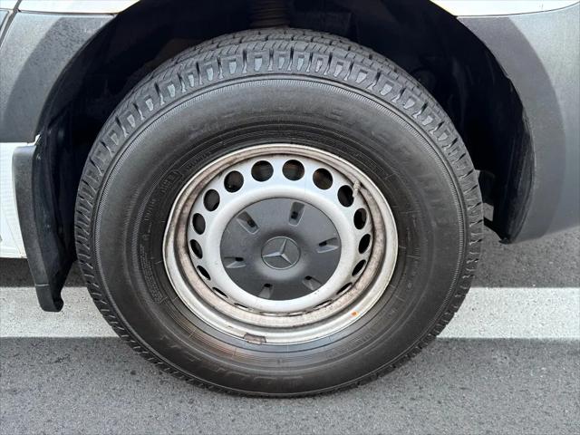 2022 Mercedes-Benz Sprinter 1500 Standard Roof I4
