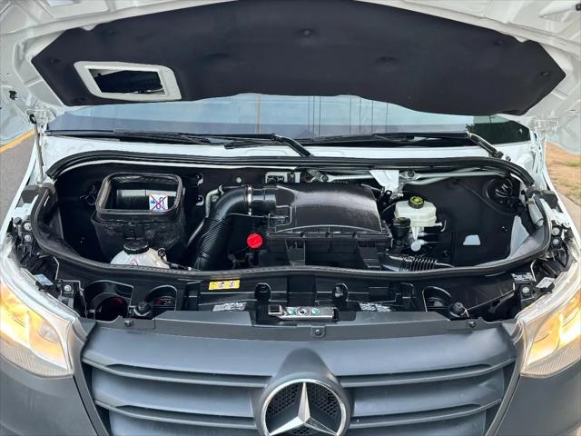 2022 Mercedes-Benz Sprinter 1500 Standard Roof I4