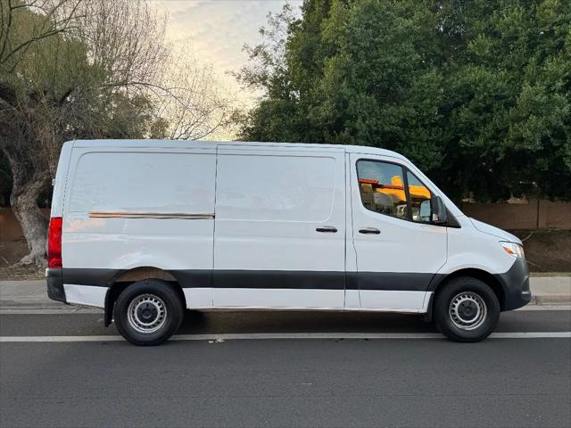2022 Mercedes-Benz Sprinter 1500 Standard Roof I4