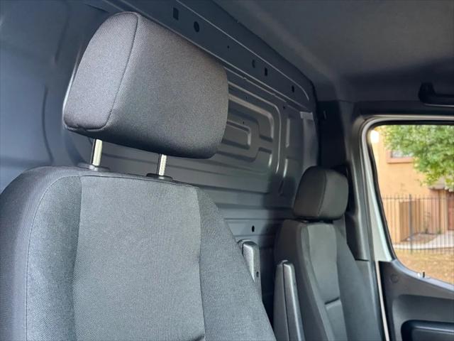 2022 Mercedes-Benz Sprinter 1500 Standard Roof I4