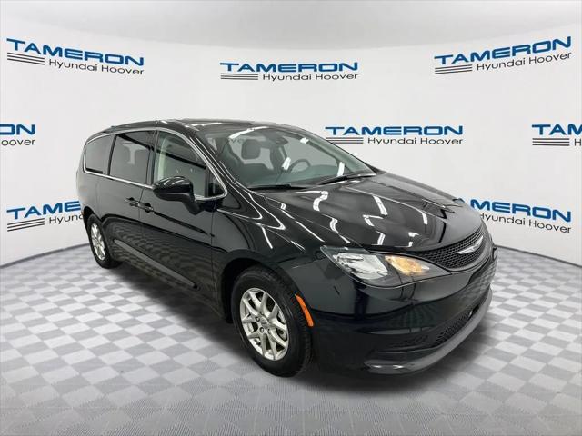 2024 Chrysler Voyager LX