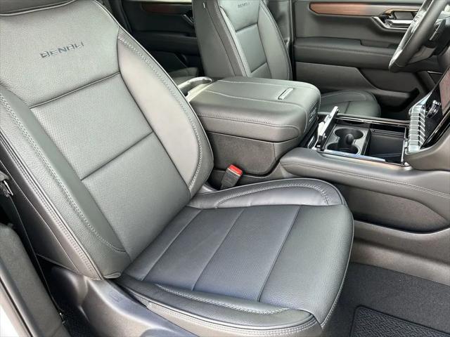 2026 GMC Yukon XL 4WD Denali