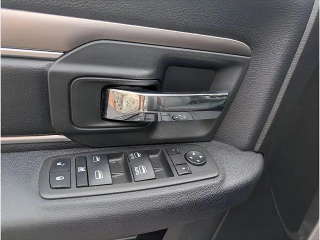 2024 Ram 1500 Classic Warlock Crew Cab 4x4 5'7" Box