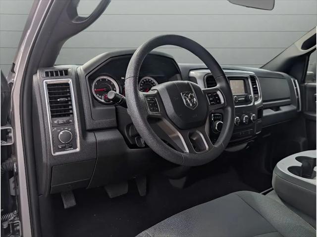 2024 Ram 1500 Classic Warlock Crew Cab 4x4 5'7" Box