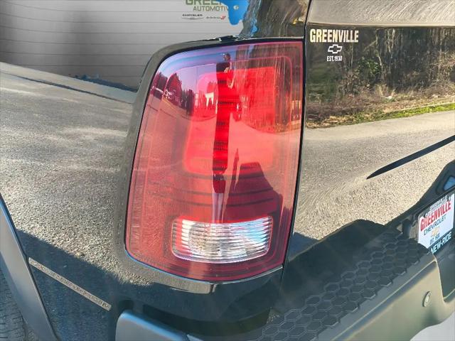 2024 Ram 1500 Classic Warlock Crew Cab 4x2 5'7" Box