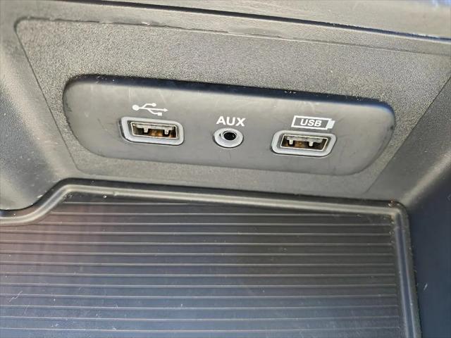 2024 Ram 1500 Classic Warlock Crew Cab 4x2 5'7" Box