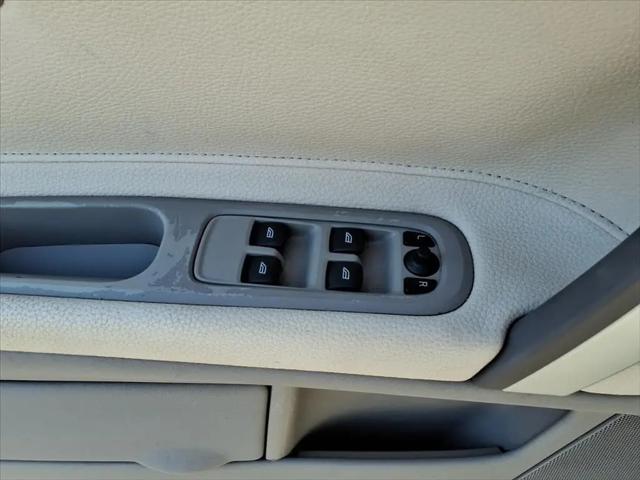 2013 Volvo C70 T5