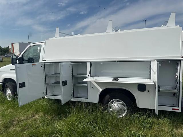 2026 Ford E-350 Cutaway E-Series Cutaway