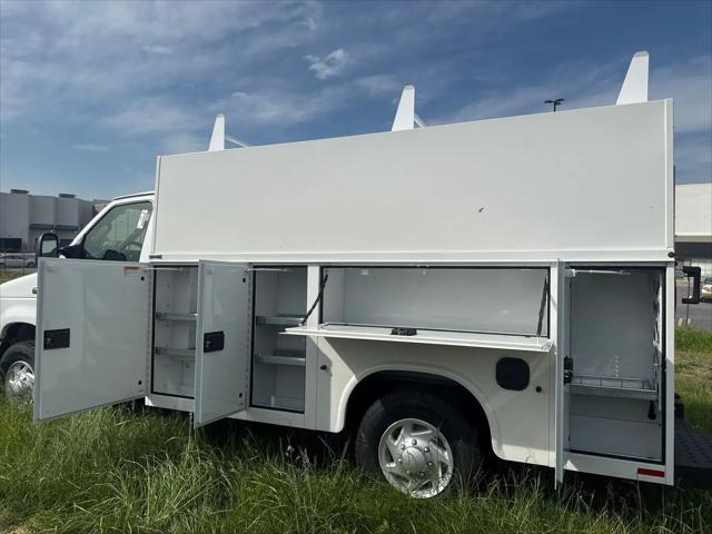 2026 Ford E-350 Cutaway E-Series Cutaway