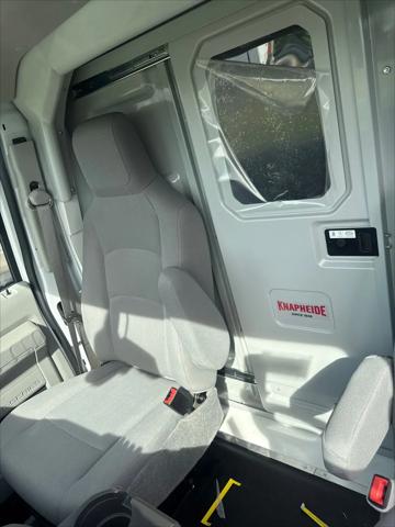 2026 Ford E-350 Cutaway E-Series Cutaway
