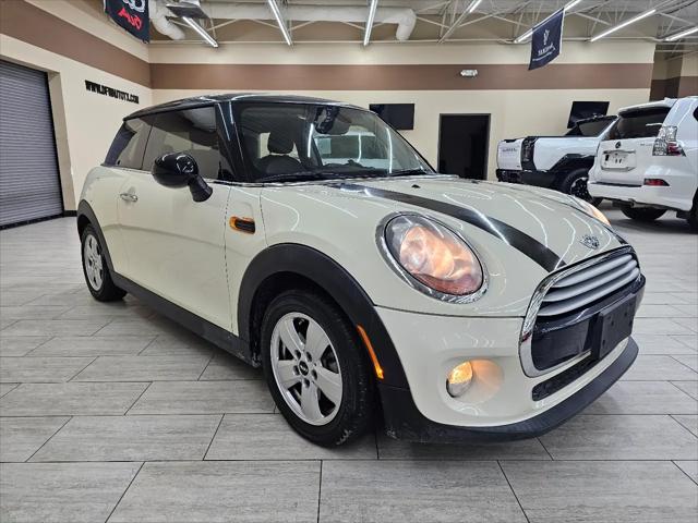 2016 MINI Hardtop Cooper