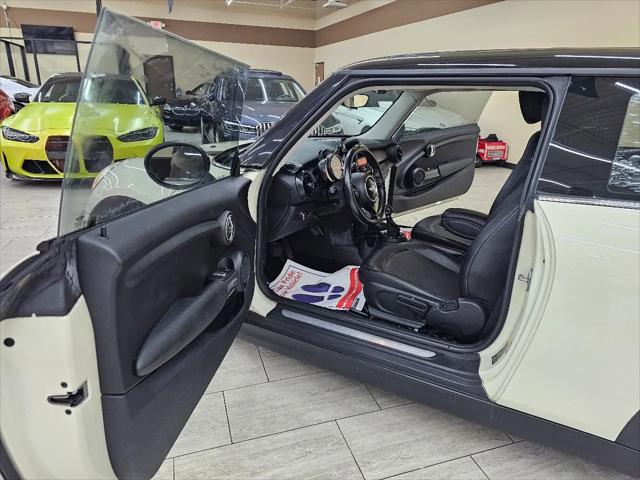 2016 MINI Hardtop Cooper