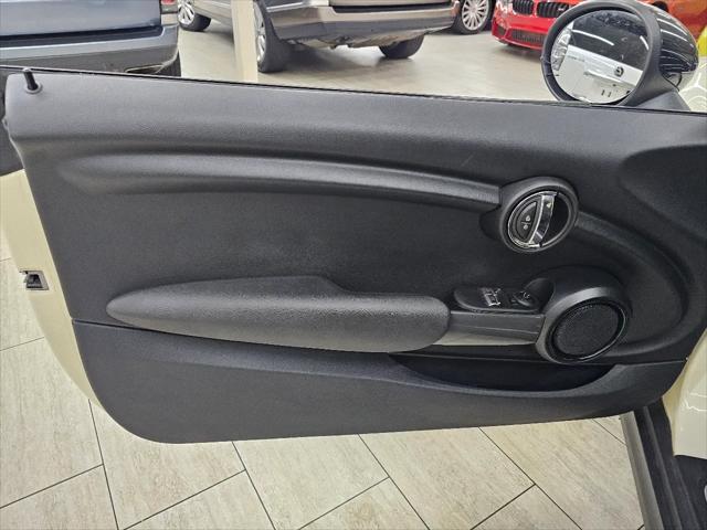 2016 MINI Hardtop Cooper