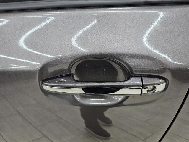 2013 Toyota Sienna XLE V6 8 Passenger