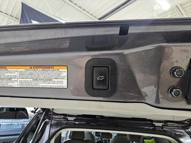 2013 Toyota Sienna XLE V6 8 Passenger