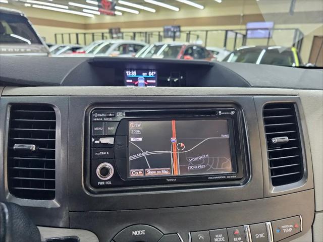 2013 Toyota Sienna XLE V6 8 Passenger