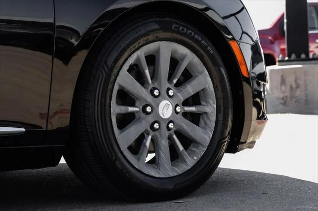 2015 Cadillac XTS V4U Coachbuilder Limousine