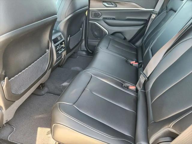 2026 Jeep Grand Cherokee Limited 4x2