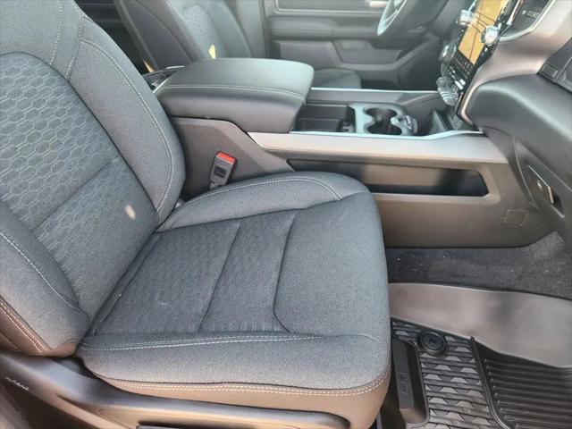 2026 Ram 1500 Lone Star Crew Cab 4x4 5'7" Box