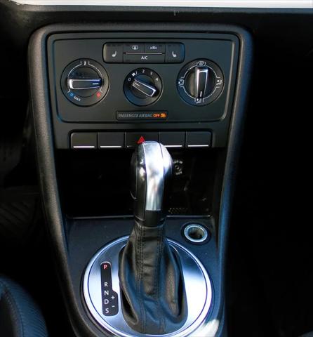 2013 Volkswagen Beetle 2.5L