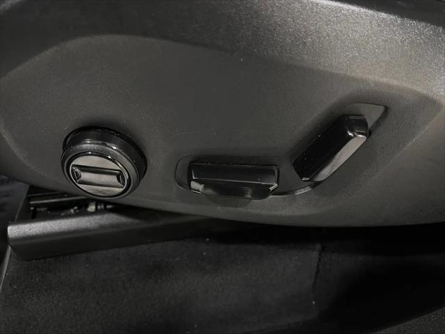 2021 Volvo XC90 T6 Momentum 7 Passenger