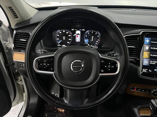 2021 Volvo XC90 T6 Momentum 7 Passenger
