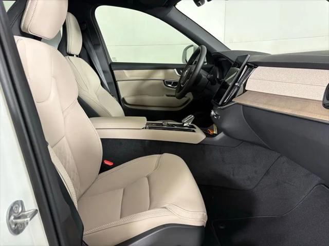 2026 Volvo XC90 Core, B6 AWD Gas (mild hybrid), Gasoline, Bright, 7 Seats