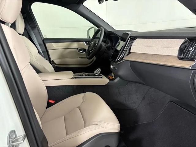 2026 Volvo XC90 Core, B6 AWD Gas (mild hybrid), Gasoline, Bright, 7 Seats