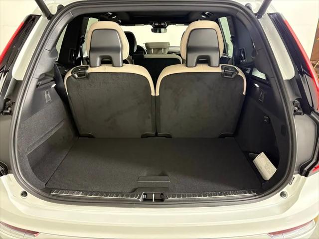 2026 Volvo XC90 Core, B6 AWD Gas (mild hybrid), Gasoline, Bright, 7 Seats