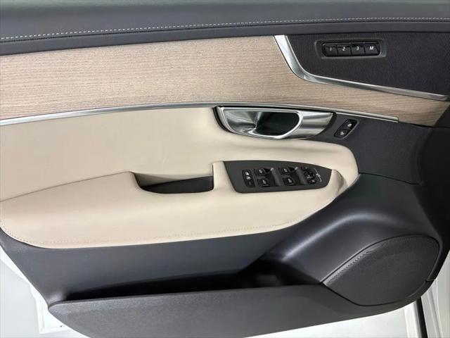2026 Volvo XC90 Core, B6 AWD Gas (mild hybrid), Gasoline, Bright, 7 Seats