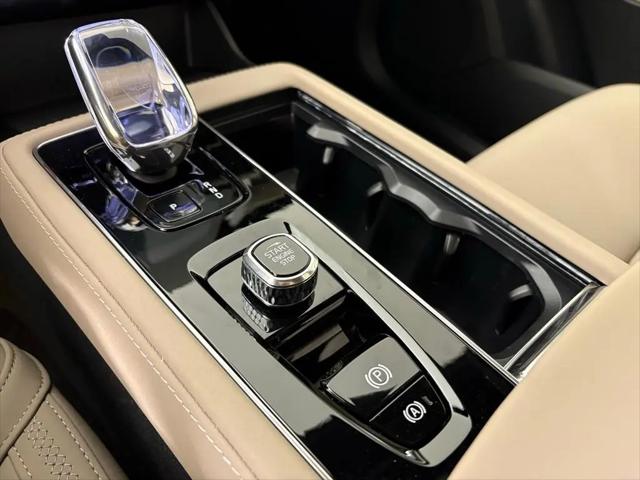 2026 Volvo XC90 Core, B6 AWD Gas (mild hybrid), Gasoline, Bright, 7 Seats