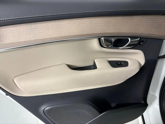 2026 Volvo XC90 Core, B6 AWD Gas (mild hybrid), Gasoline, Bright, 7 Seats