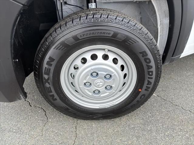 2026 Ram ProMaster Cargo Van Tradesman Low Roof 136" WB w/Pass Seat