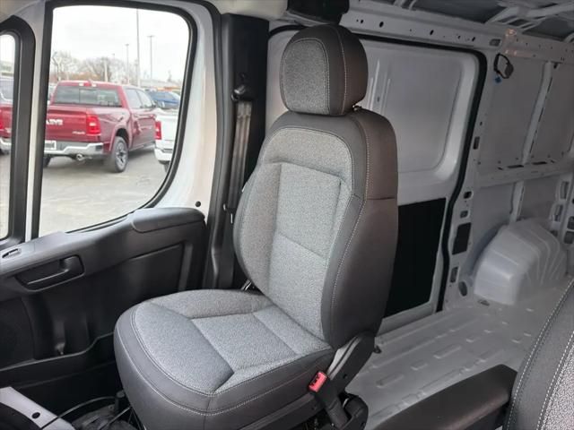 2026 Ram ProMaster Cargo Van Tradesman Low Roof 136" WB w/Pass Seat