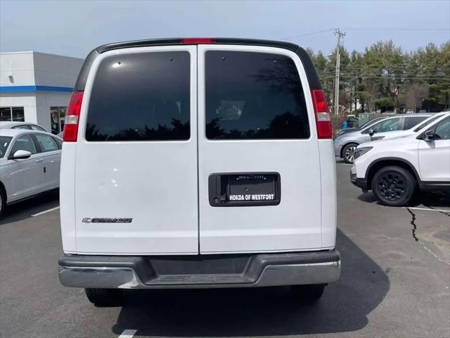 2020 Chevrolet Express Passenger RWD 3500 Extended Wheelbase LT