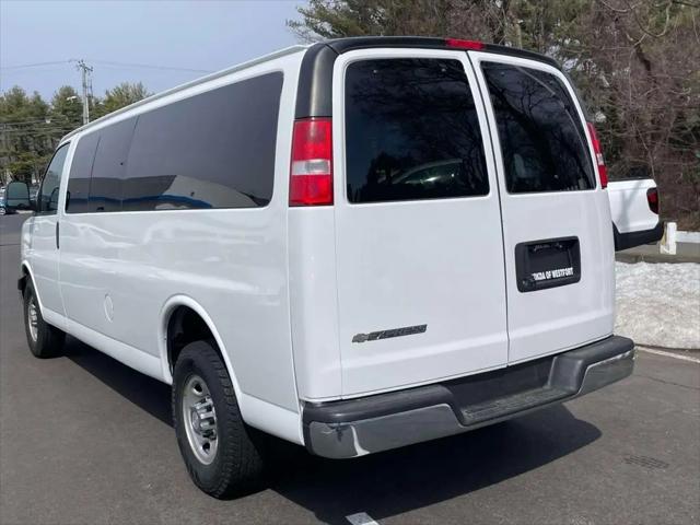 2020 Chevrolet Express Passenger RWD 3500 Extended Wheelbase LT