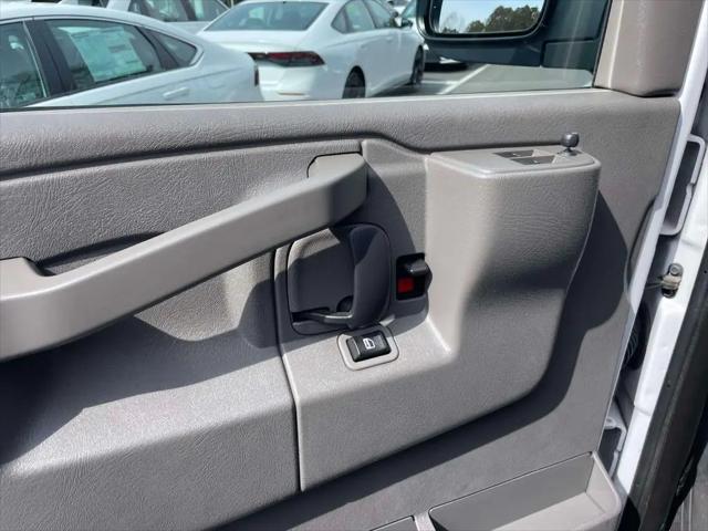 2020 Chevrolet Express Passenger RWD 3500 Extended Wheelbase LT
