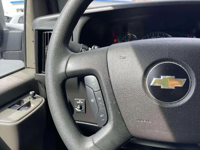 2020 Chevrolet Express Passenger RWD 3500 Extended Wheelbase LT