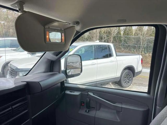 2020 Chevrolet Express Passenger RWD 3500 Extended Wheelbase LT
