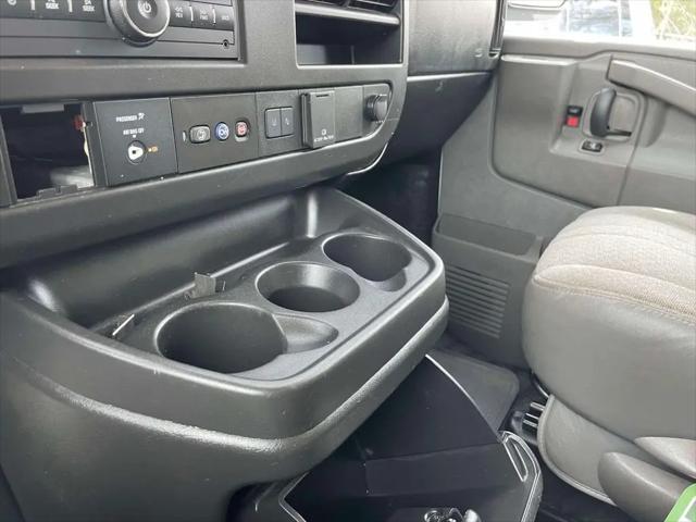 2020 Chevrolet Express Passenger RWD 3500 Extended Wheelbase LT