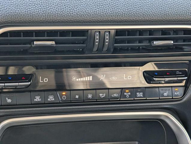 2025 Mazda CX-70 Premium Package