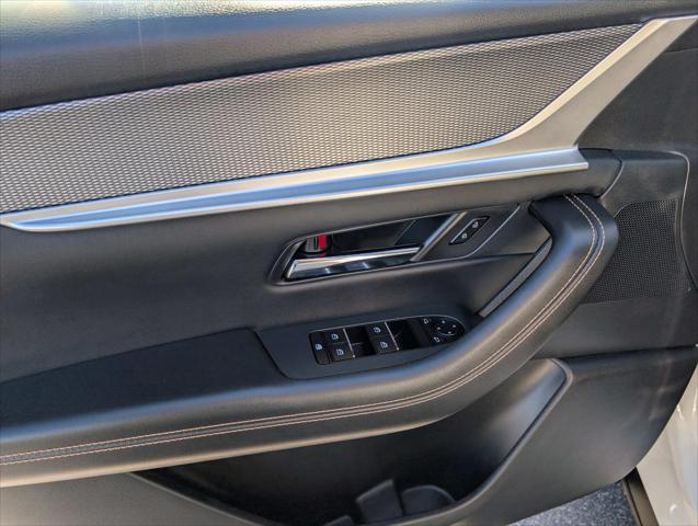 2025 Mazda CX-70 Premium Package