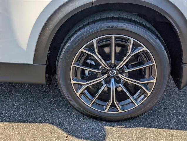2025 Mazda CX-70 Premium Package