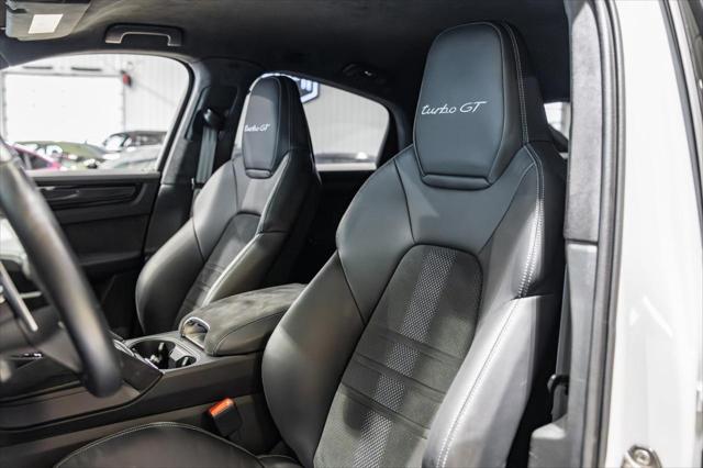 2022 Porsche Cayenne Turbo GT