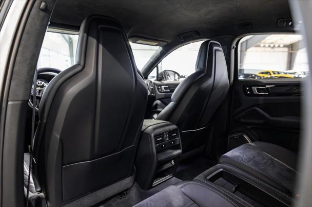 2022 Porsche Cayenne Turbo GT